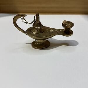 Brass Genie Oil Lamp Made In India Interior Decor 4.5" long 3" Tall 2 1/2" Wide